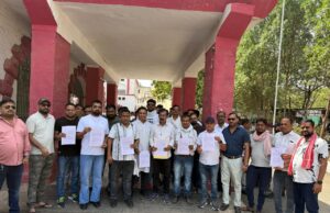 दुर्ग के निजी स्कूलों के मनमानी पर बढ़ा अभिभावकों का आक्रोश…